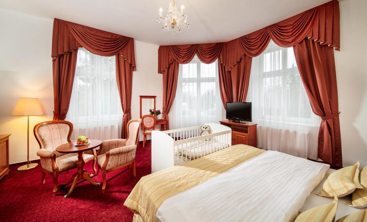 Imperial Spa & Kurhotel Frantiskovy Lazne Exterior photo
