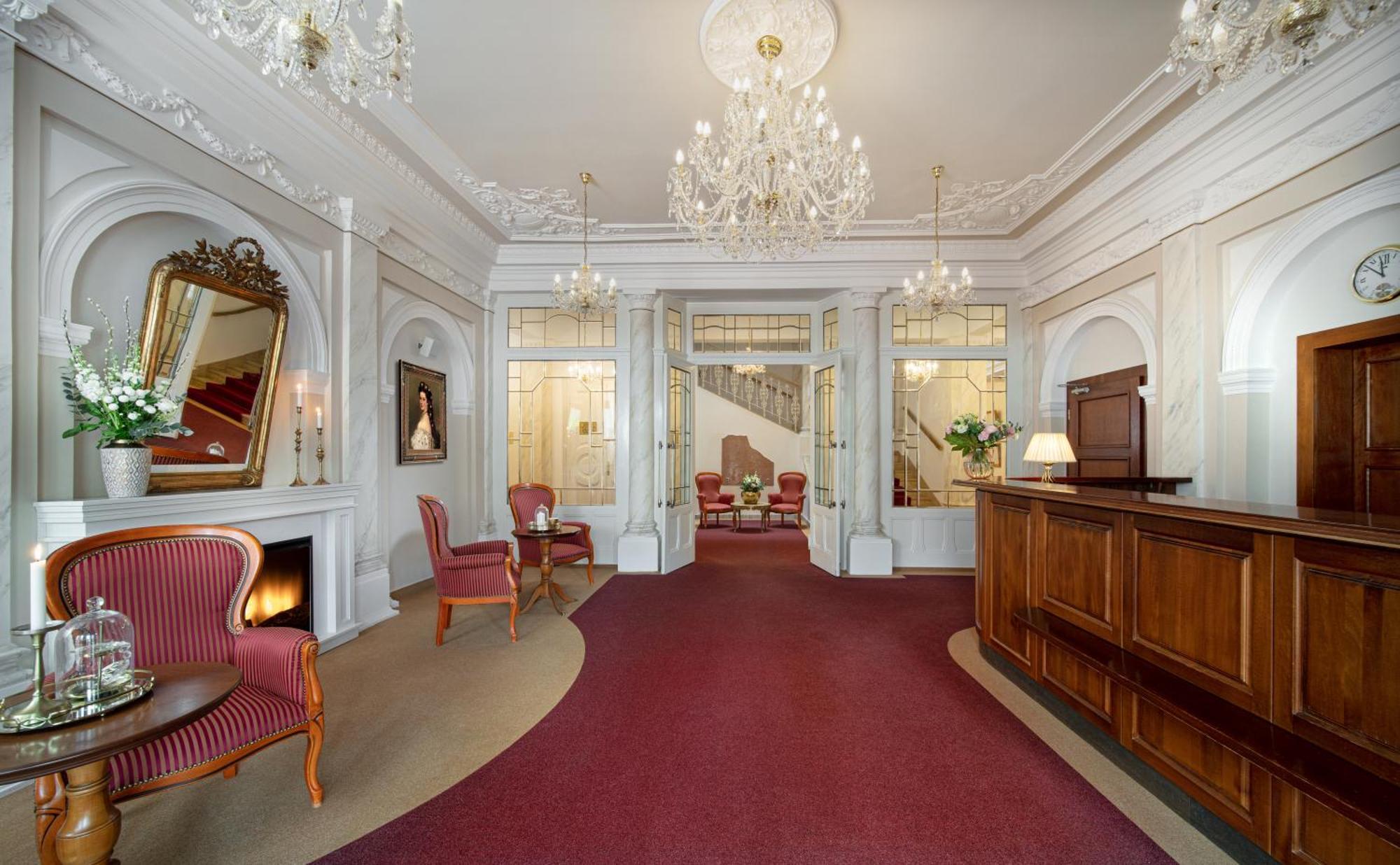 Imperial Spa & Kurhotel Frantiskovy Lazne Exterior photo
